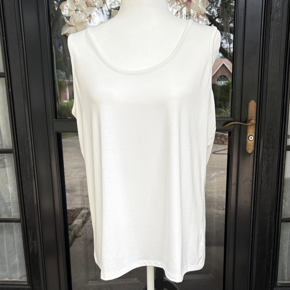 Serena Williams Signature Statement Classic White Sleeveless Top